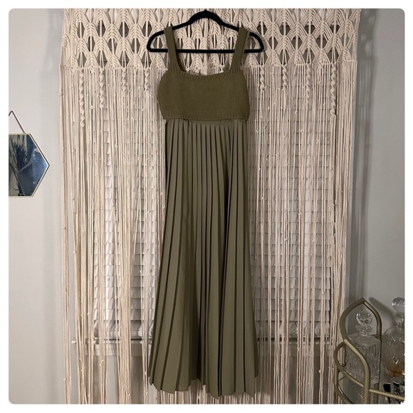 Anthropologie Mare Mare Pleated Maxi Dress - Picture 9 of 15